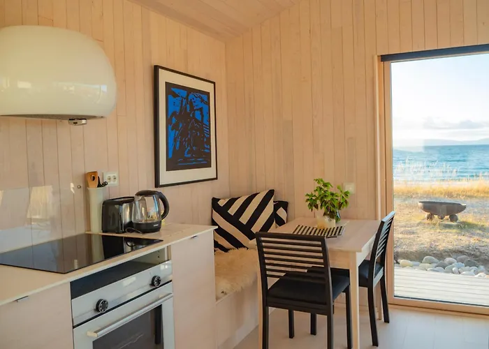 Sjovett - House By The Beach